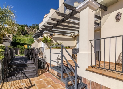 Ático en venta en Benahavis