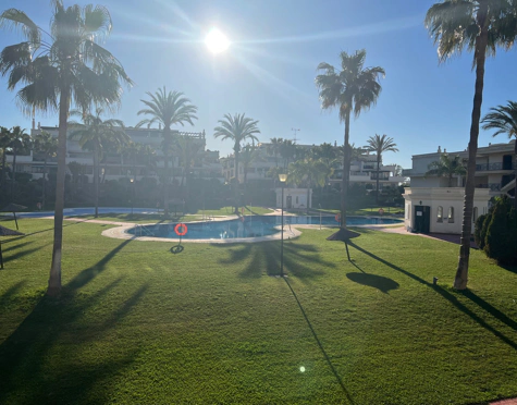Apartamento en venta en Nueva Andalucia, Marbella