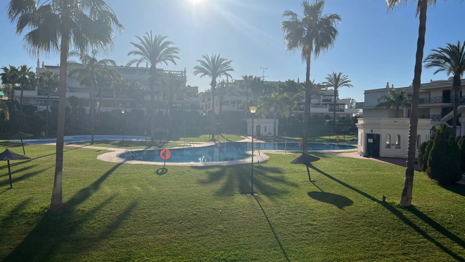 Apartment for sale in Nueva Andalucia, Marbella