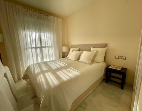Apartamento en venta en Nueva Andalucia, Marbella
