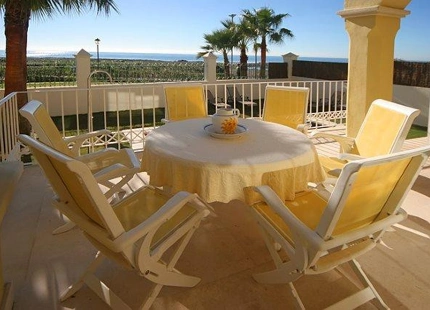 Villa for sale in Marbella - Puerto Banus