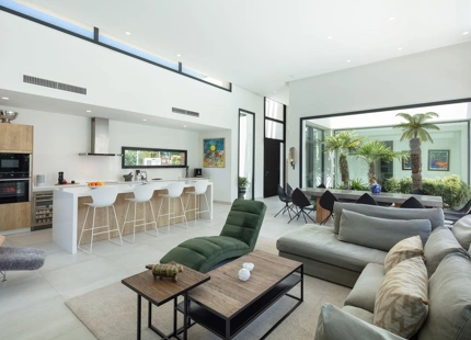 Villa en venta en Estepona
