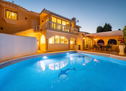 Villa for short term rent in Nueva Andalucia, Marbella