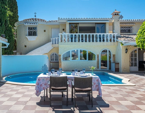 Villa en alquiler a corta temporada en Nueva Andalucia, Marbella