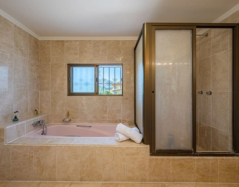 Villa en alquiler a corta temporada en Nueva Andalucia, Marbella