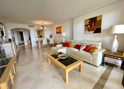 Apartamento Planta Baja en venta en Benahavis