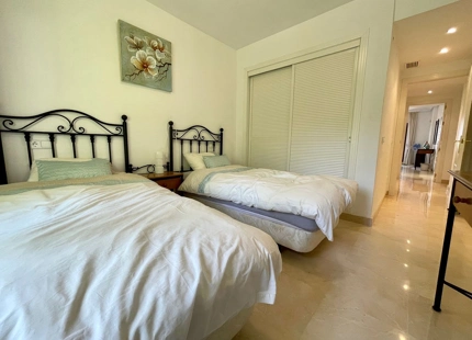 Apartamento Planta Baja en venta en Benahavis
