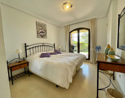 Apartamento Planta Baja en venta en Benahavis