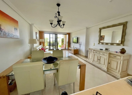 Apartamento Planta Baja en venta en Benahavis