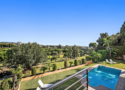FRONT LINE GOLF VILLA FOR SALE IN MARBELLA EAST