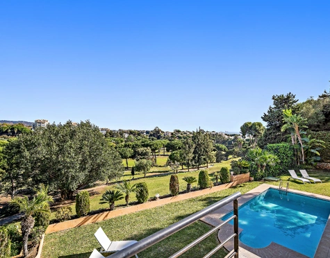 Villa for sale in Torre Real, Marbella Este