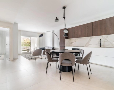Apartamento Planta Baja en venta en San Pedro de Alcantara