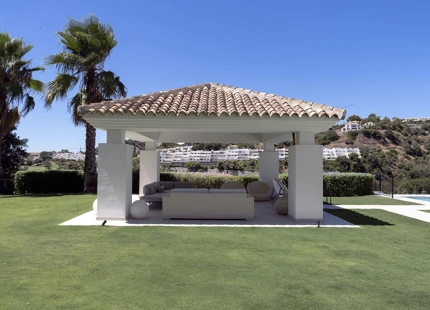 Villa en venta en Benahavis