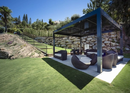 Villa en venta en Benahavis
