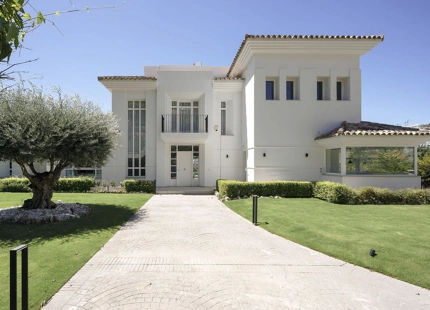 Villa en venta en Benahavis