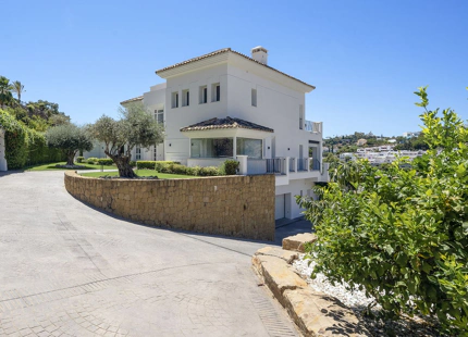 Villa en venta en Benahavis