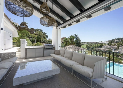 Villa en venta en Benahavis