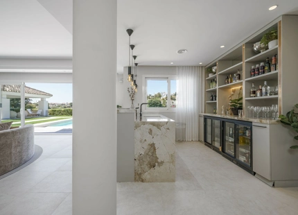 Villa en venta en Benahavis