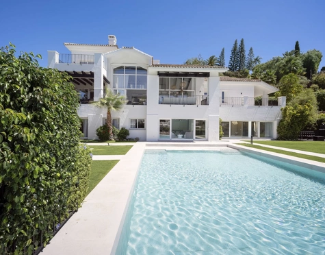 Villa en venta en Benahavis