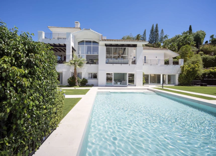 Villa en venta en Benahavis