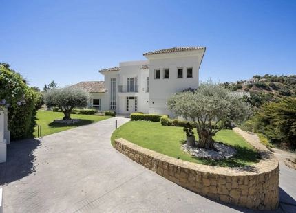 Villa en venta en Benahavis