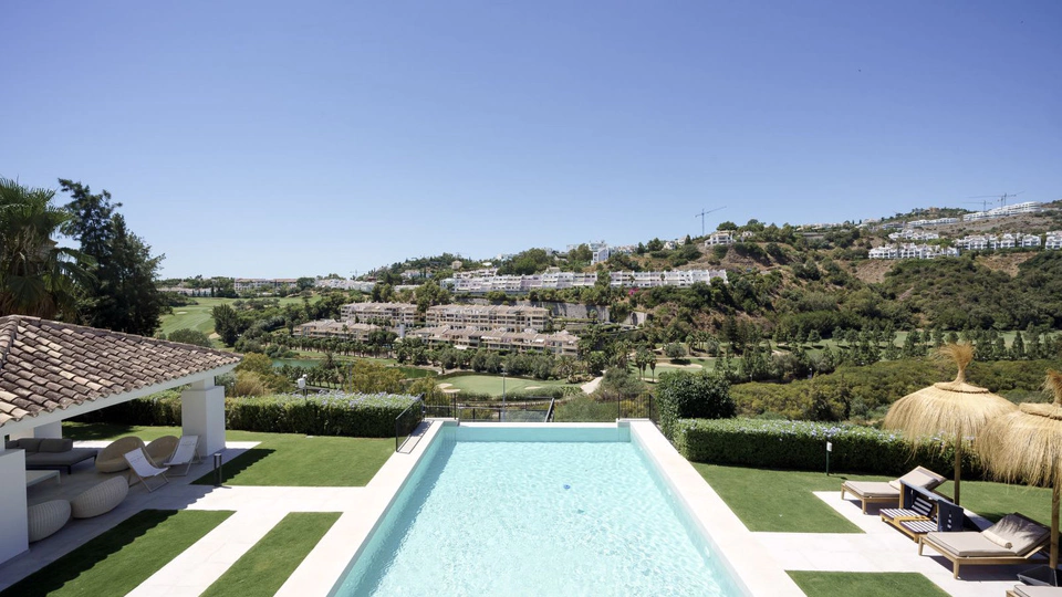Villa en venta en Benahavis