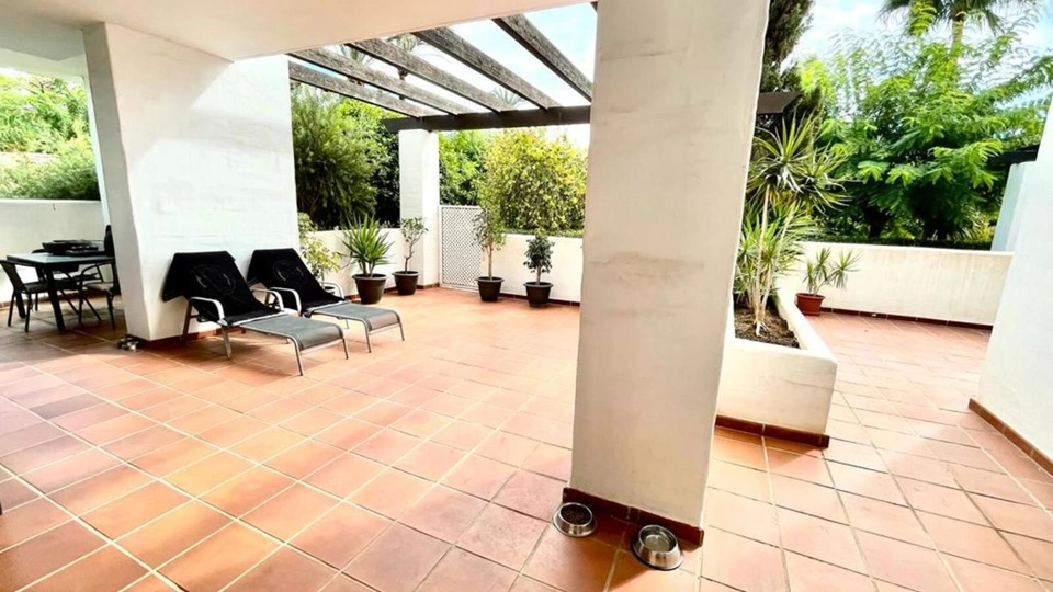 Ground Floor Apartment for short term rent in Estepona