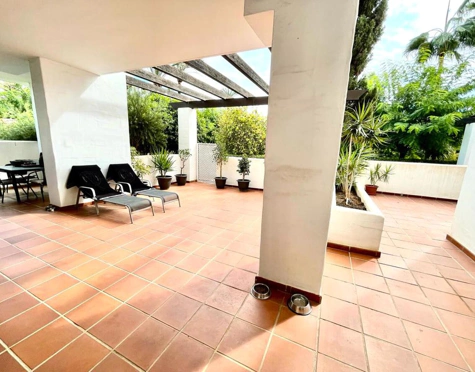 Apartamento Planta Baja en alquiler a corta temporada en Estepona