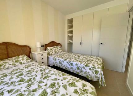 Adosado en venta en Nueva Andalucia, Marbella