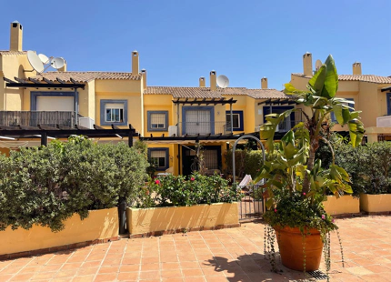 Adosado en venta en Nueva Andalucia, Marbella