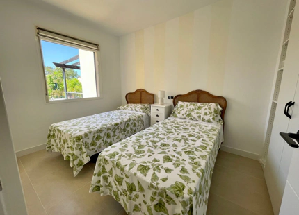 Adosado en venta en Nueva Andalucia, Marbella