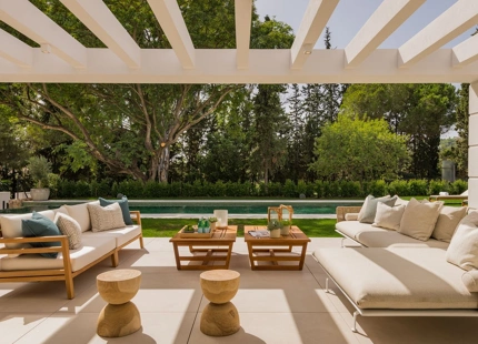 Villa en venta en El Paraiso, Estepona Este