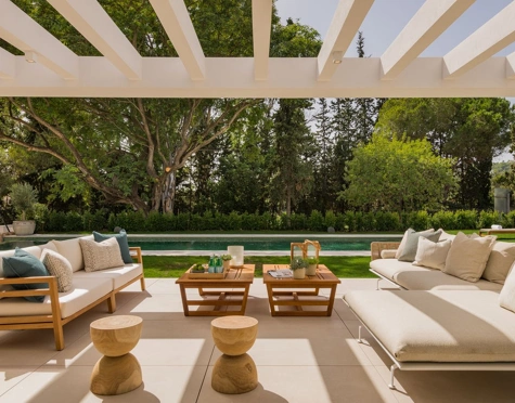 Villa en venta en El Paraiso, Estepona East