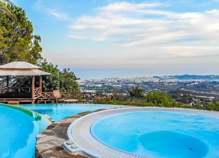Villa en venta en Mijas