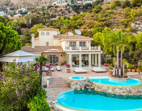 Villa en venta en Mijas