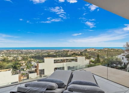 Apartamento en venta en Benahavis