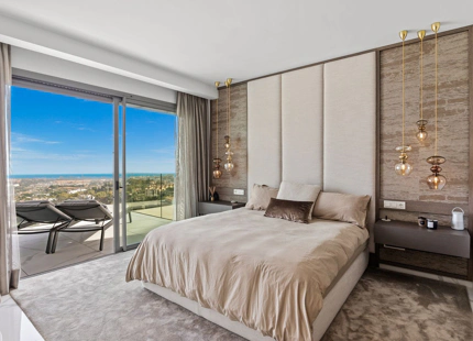 Apartamento en venta en Benahavis