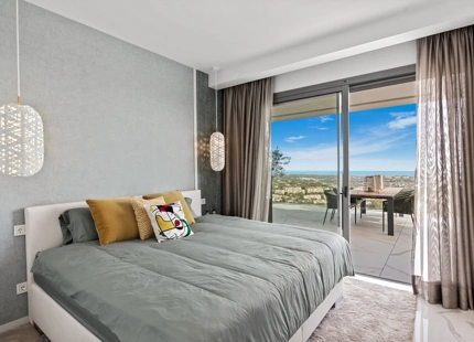 Apartamento en venta en Benahavis