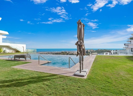 Apartamento en venta en Benahavis