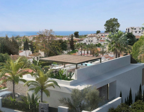 Villa for sale in Nueva Andalucia, Marbella