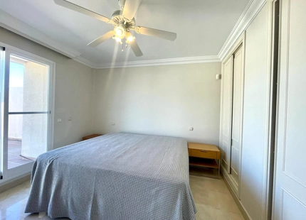 Ático sin muebles en Marina Banus