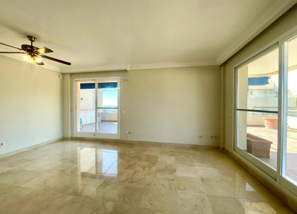Ático sin muebles en Marina Banus
