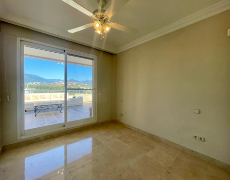 Ático en venta en Marina Banus, Marbella - Puerto Banus