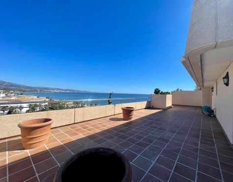 Ático en venta en Marina Banus, Marbella - Puerto Banus