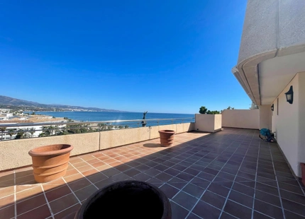 Ático sin muebles en Marina Banus