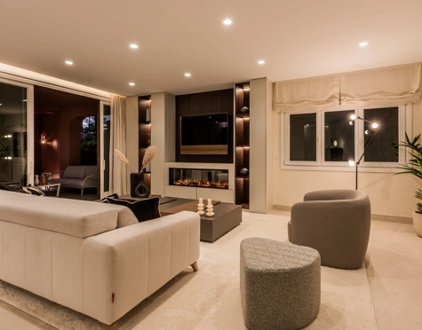 Apartment for sale in New Golden Mile, Estepona East