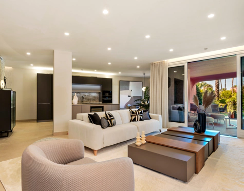 Apartment for sale in New Golden Mile, Estepona East