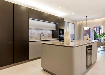 Apartamento en venta en New Golden Mile, Estepona Este