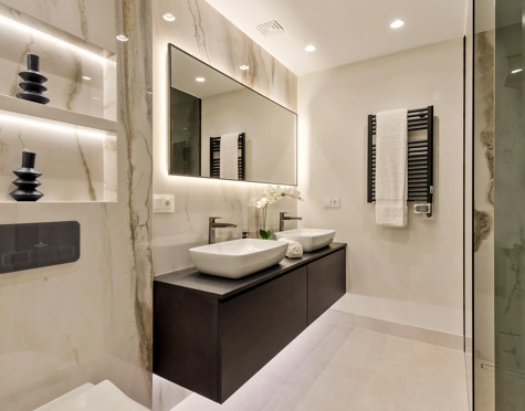 Apartment for sale in New Golden Mile, Estepona East