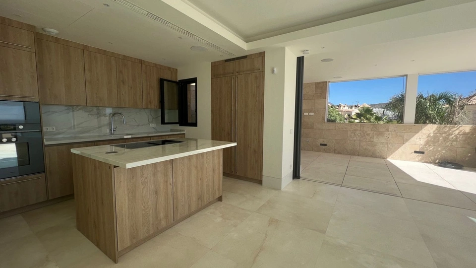 Apartamento en venta en La Quinta, Benahavis